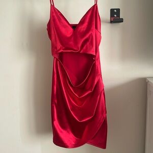 Windsor short dress size L red